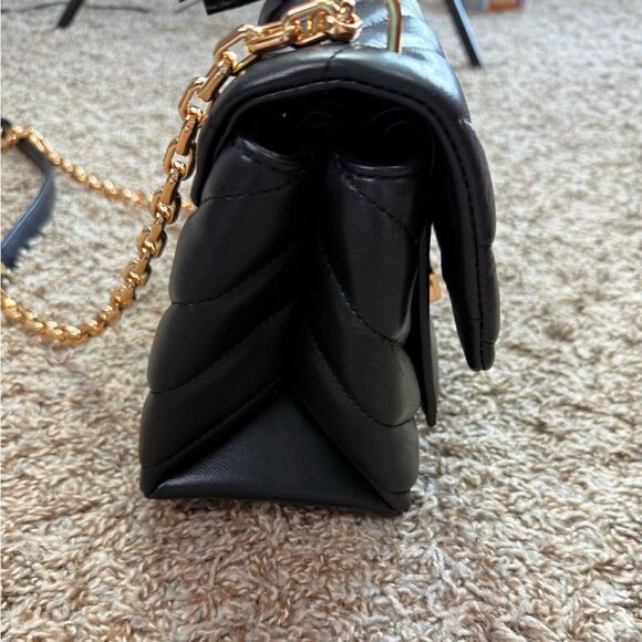 Michael Kors Ceece Black Quilted Shoulder Bag - Picture 9 of 12